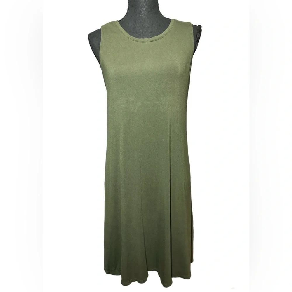 Amazon essentials round neck t-shirt dress size Small
